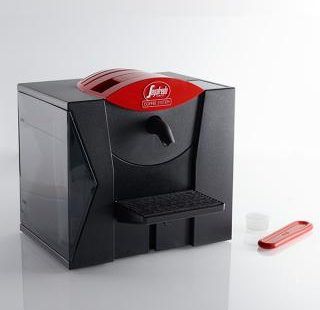 178,16 euros pour cette machine expresso semi pro proposée sur Mon café italien